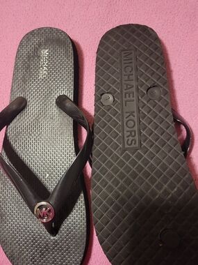 Michael Kors Men’s Black Flip Flop Sandals